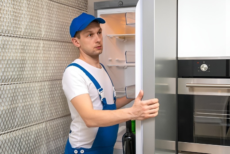 Refrigerator repair in Riverside